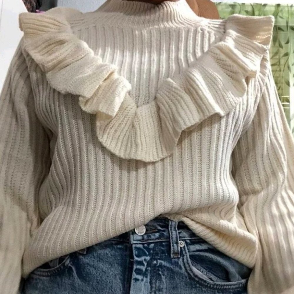 CHIC DOLLZ Ruffled Details Sweater top - Picture 9 of 10